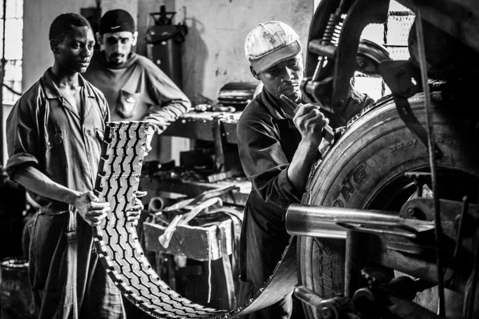 "الصورة الفائزة من منطقة جنوب الصحراء الكبرى للمصور بولين أمبير."