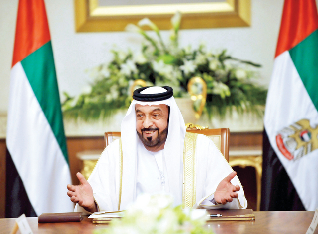 "خليفة خلال ترؤسه المجلس الاعلى للاتحاد"