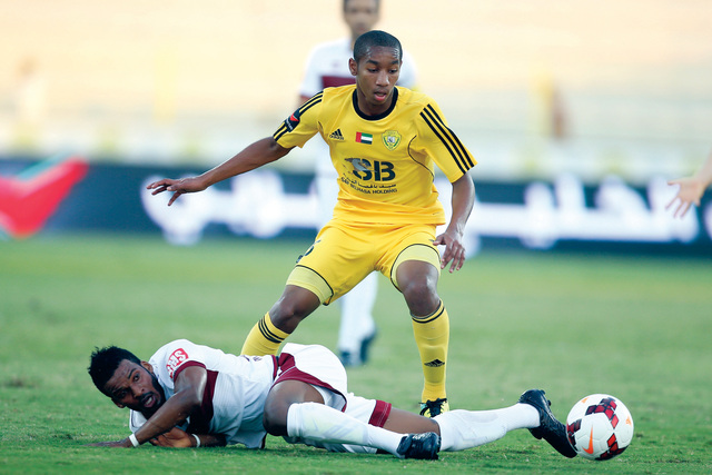 "إصابات الملاعب تحتاج إلى تعامل طبي من نوع خاص حتى لا تتفاقم\t  البيان"
