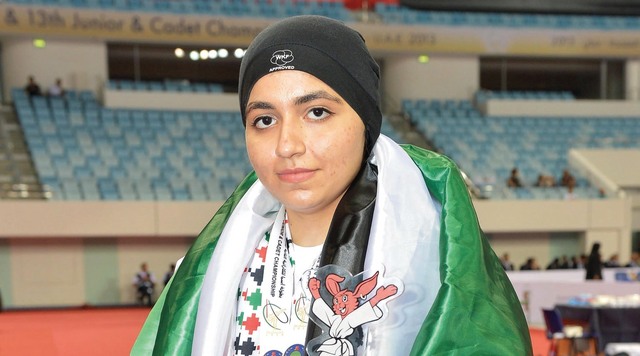 "حميدة حاجي لاعب منتخبنا الوطني   \tتصوير- ويلسون"