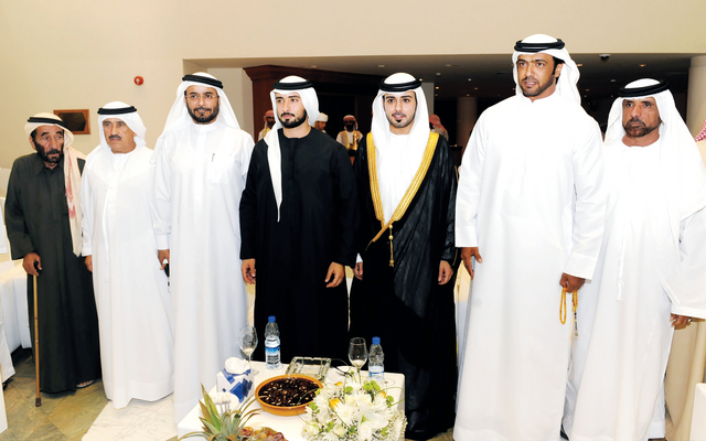 ".... وسموه والعريس ووالده مع محمد راشد بن غدير وأحمد الشعفار ومحمد بالعبيدة وماجد بن بليشة"