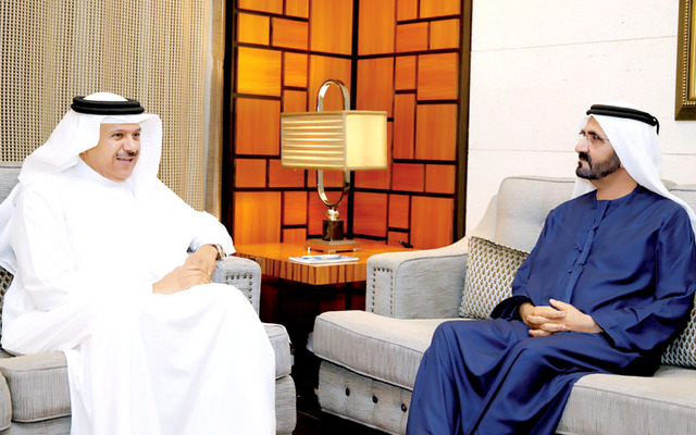 "محمد بن راشد مستقبلا الزياني بحضور القرقاوي وقرقاش  \t\t\t\t\t\t\t                                        تصوير: محمد هشام"