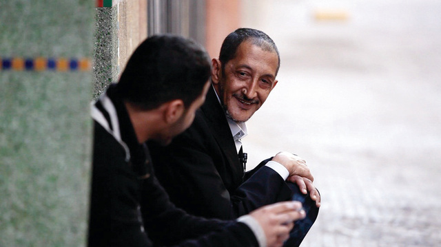 "مشهد من فيلم \"هم الكلاب\""