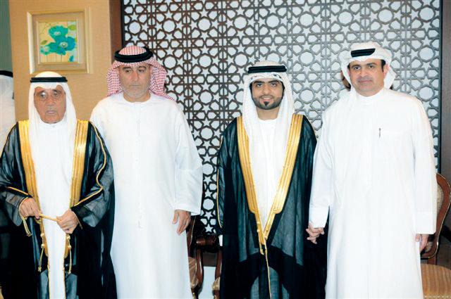 "سامي القمزي والعريس ووالده وجده"