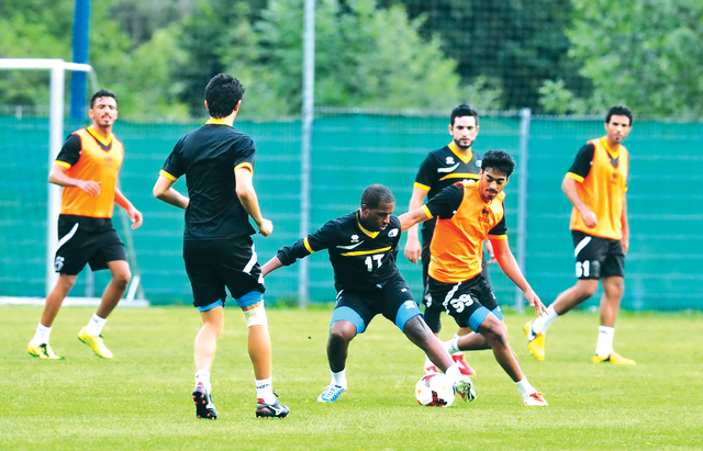 "من تدريبات بني ياس \tالبيان"