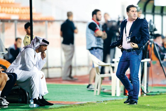 "باسيرو في إحدى انفعالاته أثناء المباراة \t تصوير يونس يونس"