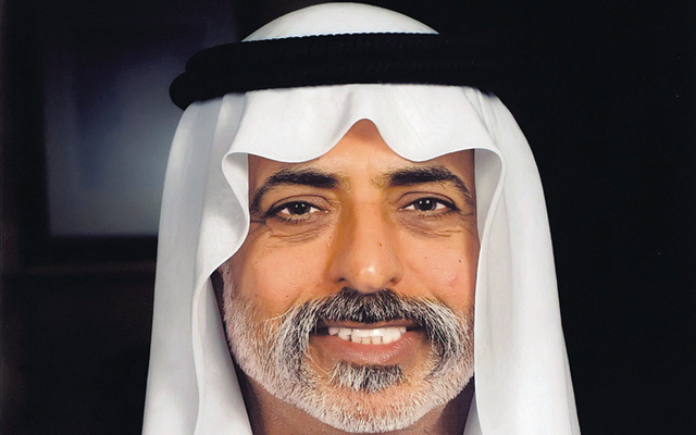 "نهيان بن مبارك. راعي الحفل"