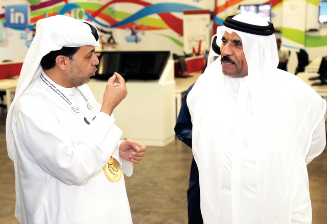 "ظاعن شاهين وناصر عبدالرزاق الرزوقي"