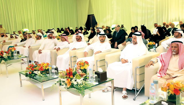 "..وخلال الحفل تصوير غلام كاركر"