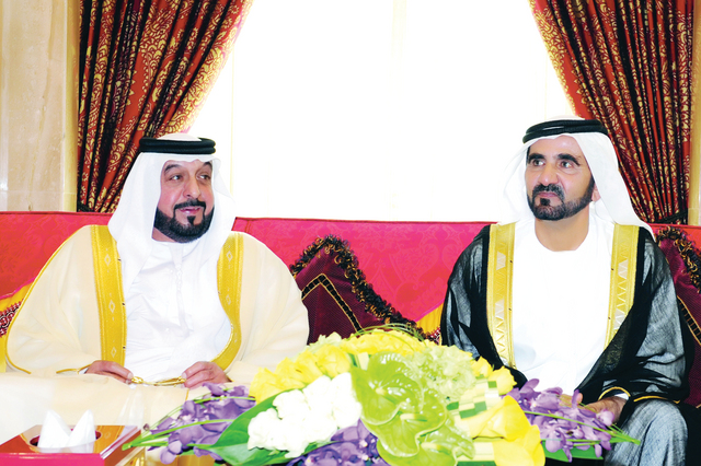 "خليفة ومحمد بن راشد .. الوطن والمواطن أولاً \tأرشيفية"