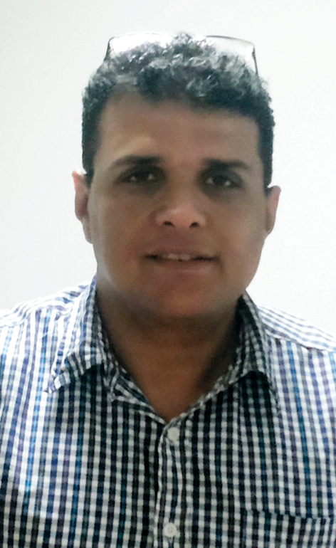"أحمد العقادي"