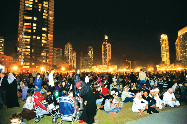 "احتفالات دبي بالعام الجديد في منطقة برج خليفة \t\t\t\t\t\t\t\t\t\t\t\t\t\t\t                                               تصوير عبد الحنان مصطفى"