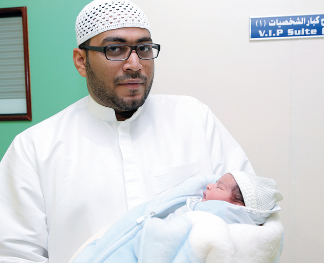 "نهيان خالد الكعبي آخر مواليد 2013 في الفجيرة"