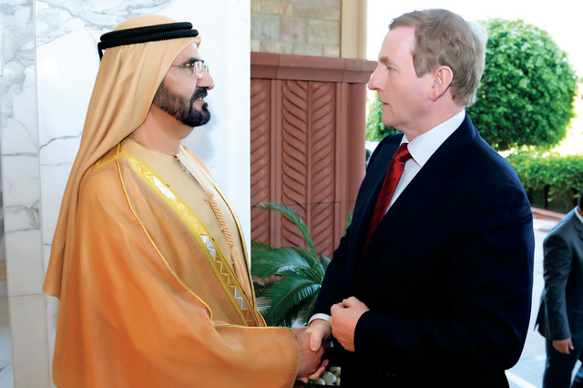 "محمد بن راشد يرحب بإيندا كيني"