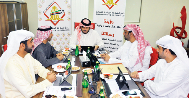 "أحمد آل ثاني يترأس اجتماع مجلس إدارة نادي الشارقة \tمن المصدر"
