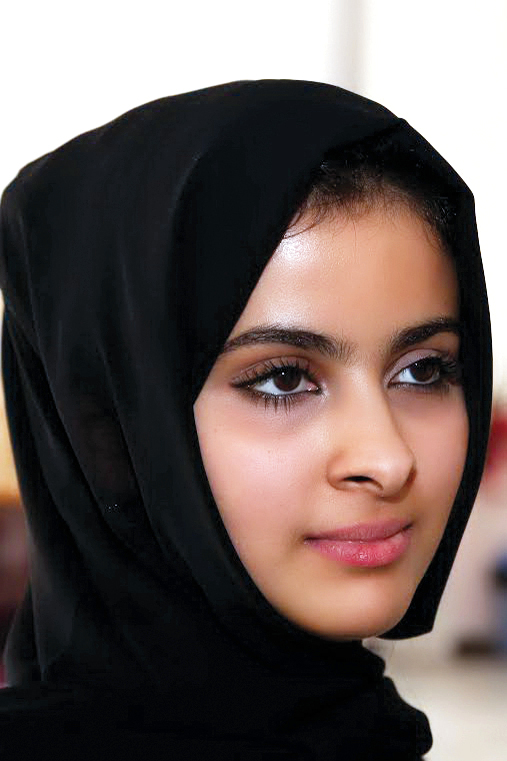 "آمنة أحمد السري"