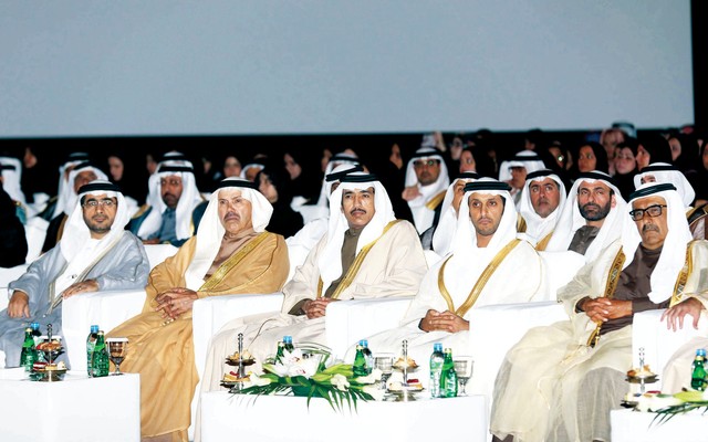"حمدان بن راشد ومحمد بن خليفة ومصبح الفتان وأحمد الزعابي وعبدالله آل حامد"