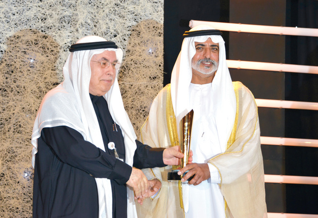".. ويكرم إبراهيم العابد"