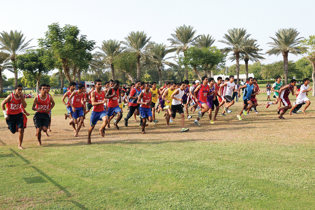 "منافسات بطولة كأس رئيس الدولة لاختراق الضاحية تشهد الندية والإثارة\t البيان"