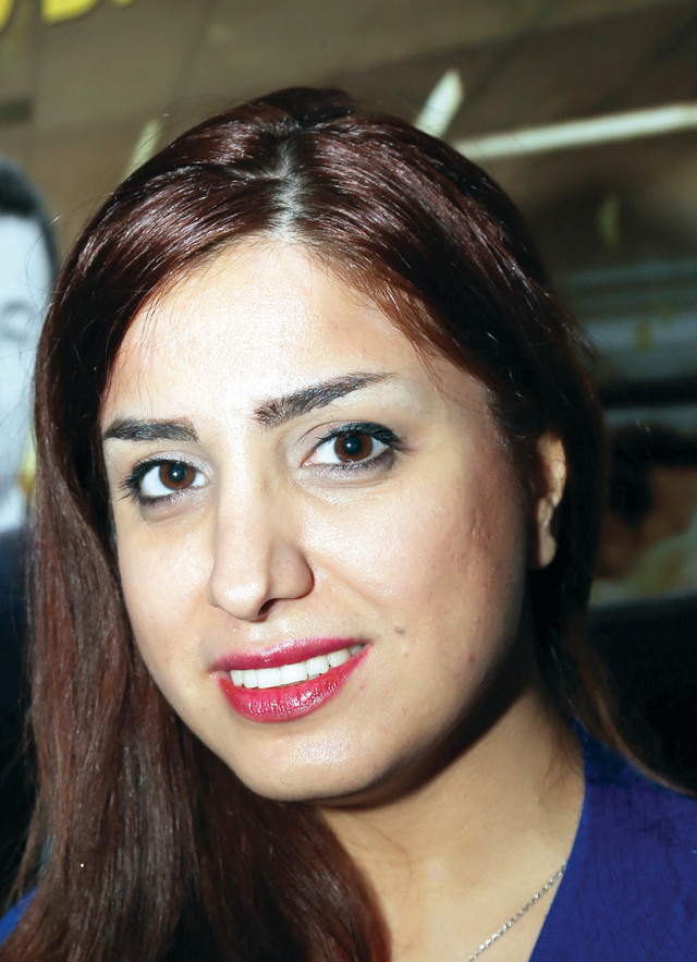 "موجدة دادخاه"