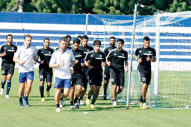 "جانب من تدريبات سابقة للنصر \tالبيان"