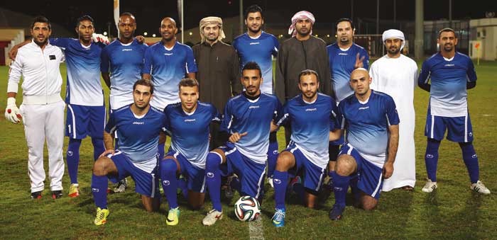"فريق البيان فاز على الدفاع المدني تصوير سالم خميس"