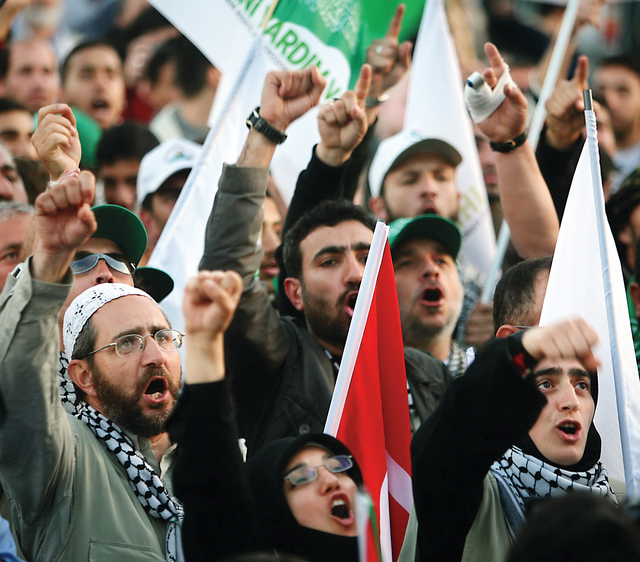 "التأزم النفسي سببه فشل الحكام الجدد"