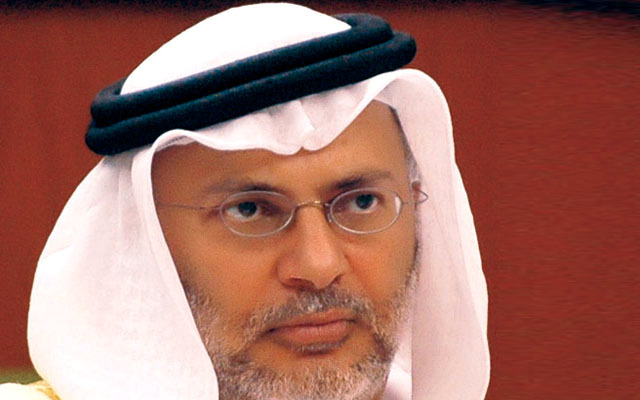 "انور قرقاش"