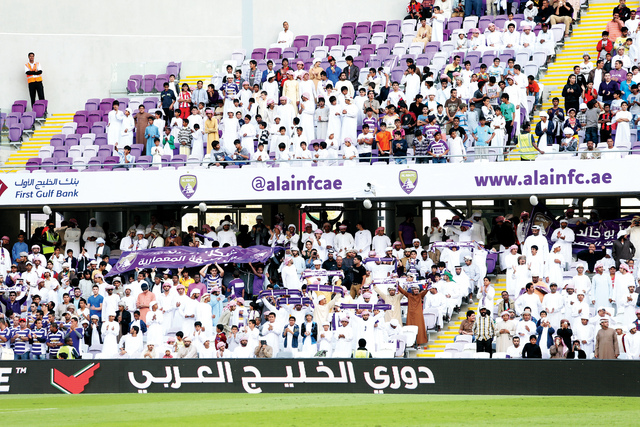 "لاعبات نادي العين للتايكوندو النسائي \tتصوير: ناصر بابو"