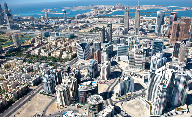 "دبي تُسابق الزمن لتحقيق الاستدامة أرشيفية"
