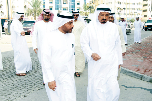 "حميد النعيمي وسلطان بن محمد بن سلطان وعمار النعيمي"
