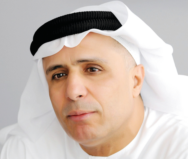 "مطر الطاير : توفير مصاعد كهربائية وسلالم للمستخدمين"