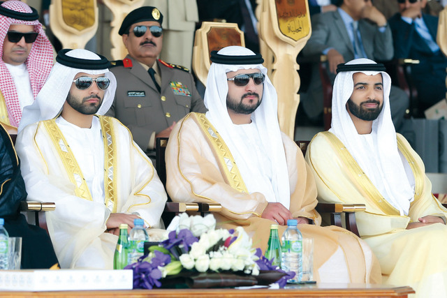 "مكتوم بن محمد وراشد بن سعود المعلا ومحمد بن سعود القاسمي"
