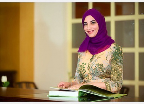 "الدكتورة حياة سندي"