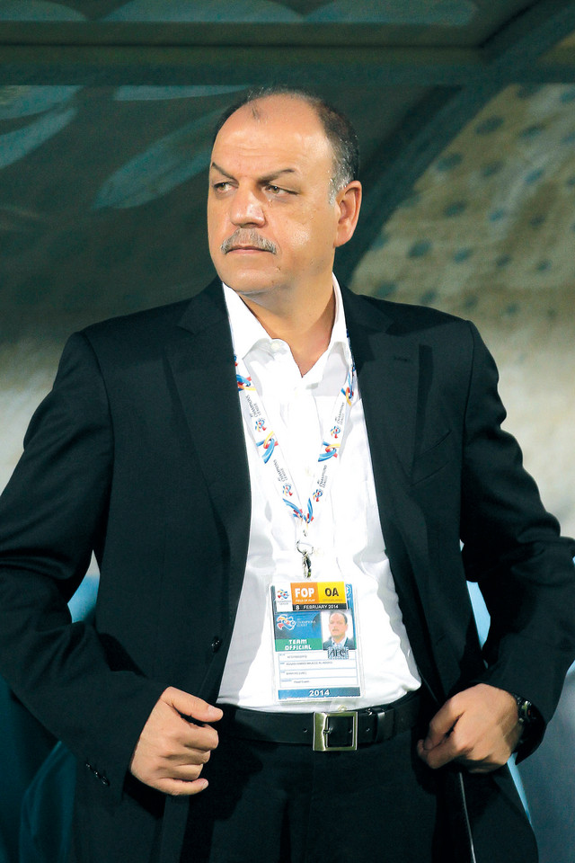 "عدنان حمد غاضباً"