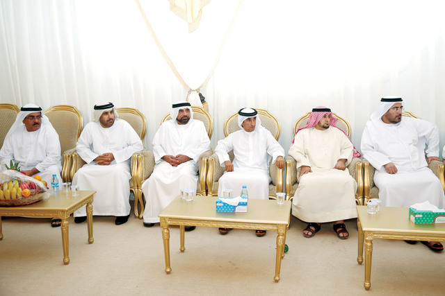 "سعيد بن مكتوم والمعزون"