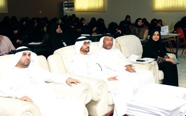 "من حفل افتتاح المهرجان الخاص باللغة العربية \t تصوير- حنيف"