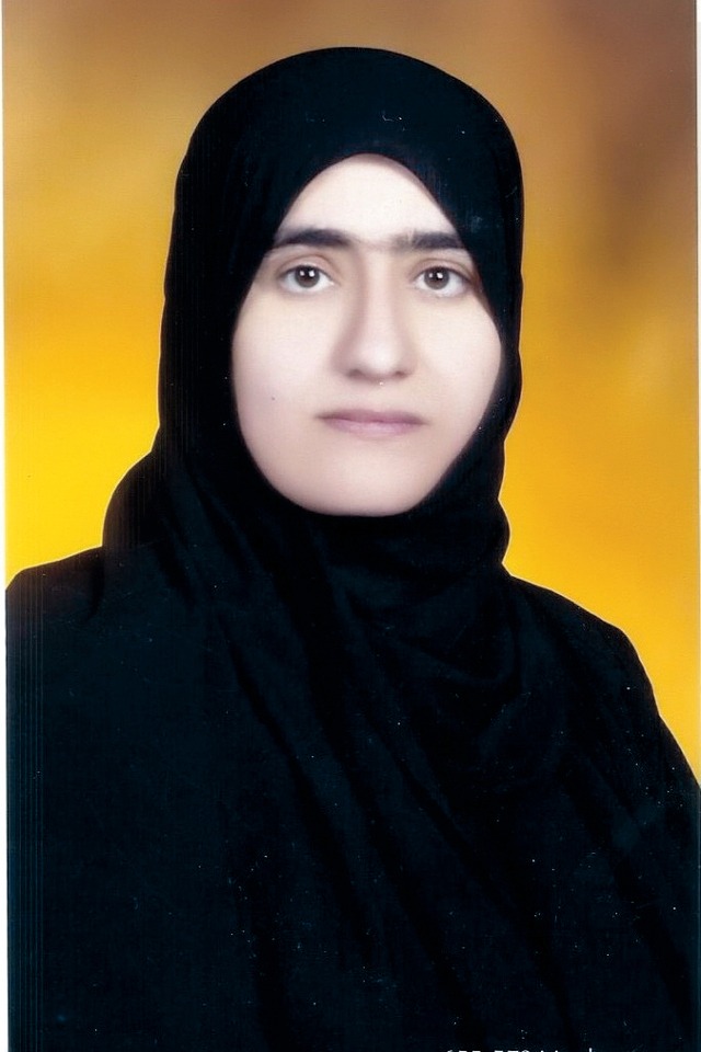 "عائشة الشامسي"