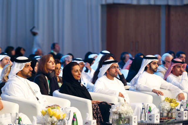 "سلطان بن أحمد القاسمى يشهد ختام المنتدى الدولي للاتصال الحكومي في الشارقة \t\tتصوير: خالد نوفل"