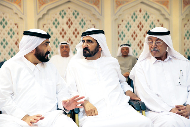 "وسموه خلال تقديم واجب العزاء في وفاة عبد اللطيف محمد بن حبيب"