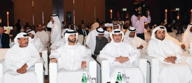 "خلال حفل توزيع الجوائز"
