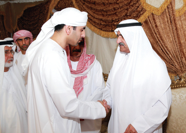 ".. وسموه يستقبل عدداً من أقارب الفقيد"