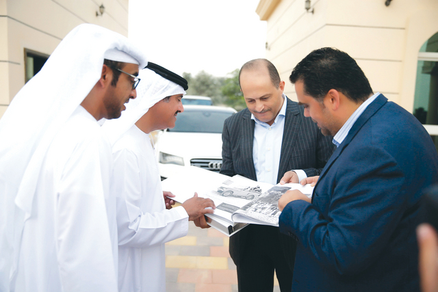 "سلطان بن حمدان وحميد النيادي مع هلال عمر وسائد حجازي \t\t\t البيان"