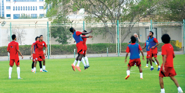 "من تدريبات سابقة للظفرة \t البيان"