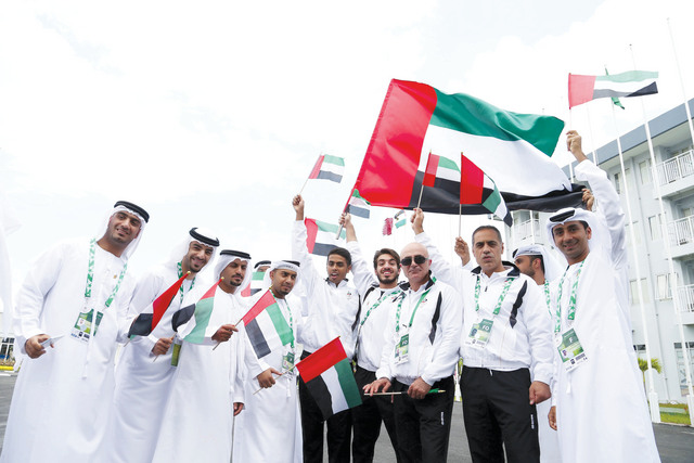"نجوم المنتخب حريصون دائماً على رفع علم الوطن\tالبيان"