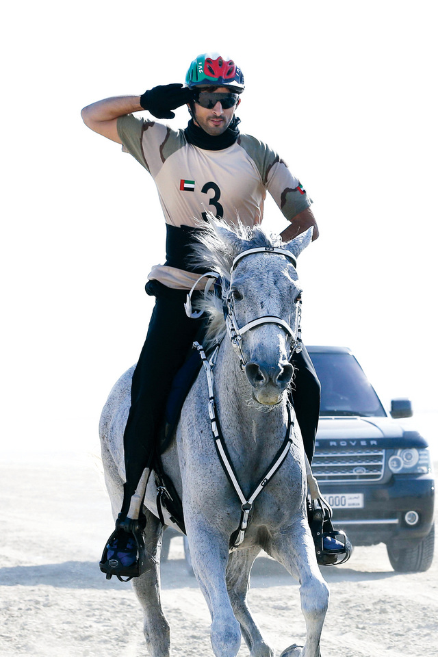 "حمدان بن محمد"