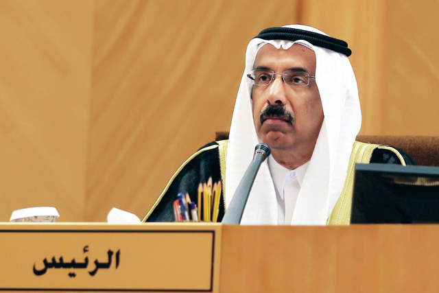 "المر يلقي كلمته"