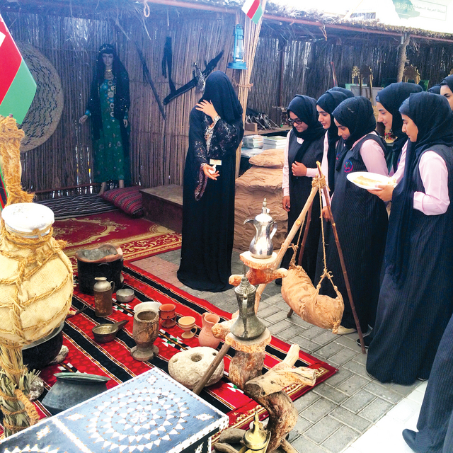 "من برامج المدرسة في الحفاظ على التراث"