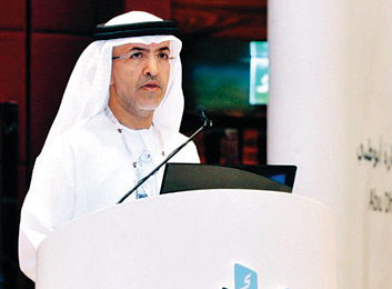 "حمد الظاهري: بعضها لم تثبت جدية في تغيير مبانيها وتوفير بيئة تعليمية آمنة"