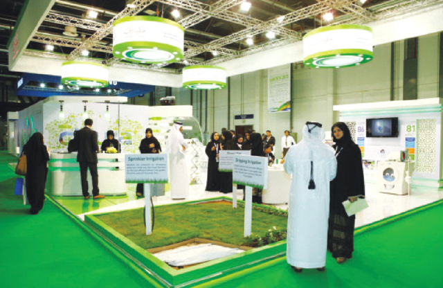 "جانب من فعاليات الدورة السابقة\t\t أرشيفية"